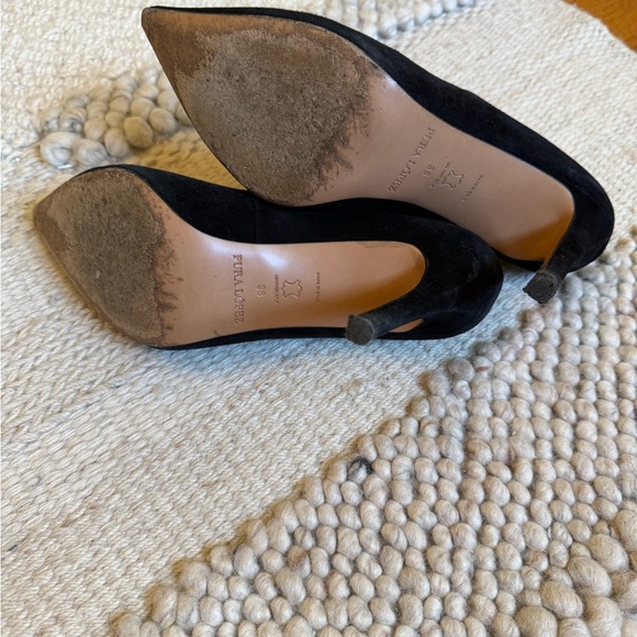 GUC - Pura Lopez Black Suede Heels - Picture 7 of 8